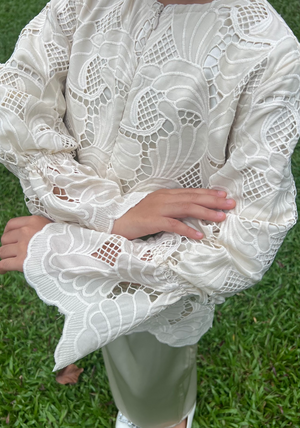 Klasik Raya Melati Girl Lace Kurung in Beige