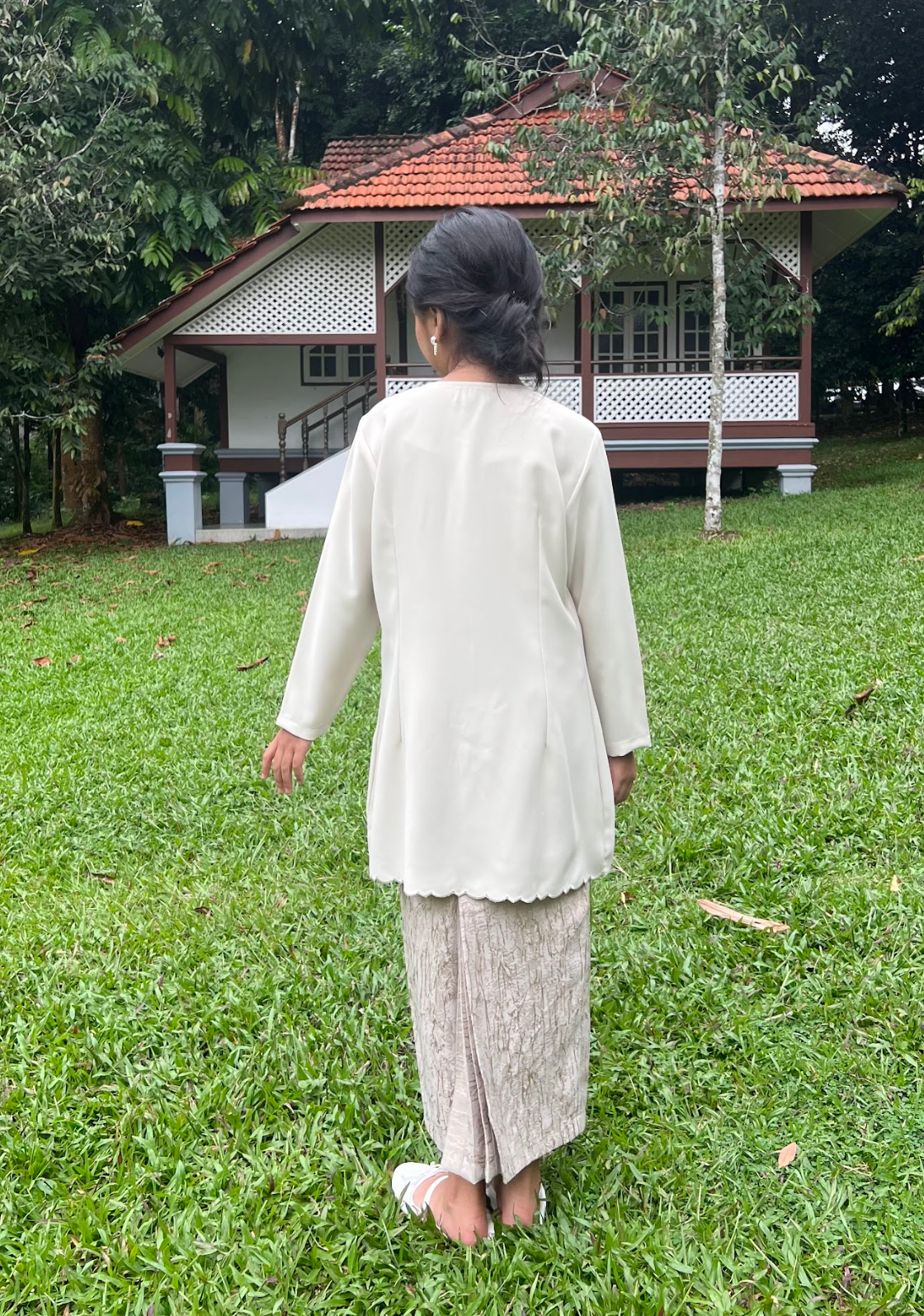 Klasik Raya Melati Girl Pahang Kurung in Beige